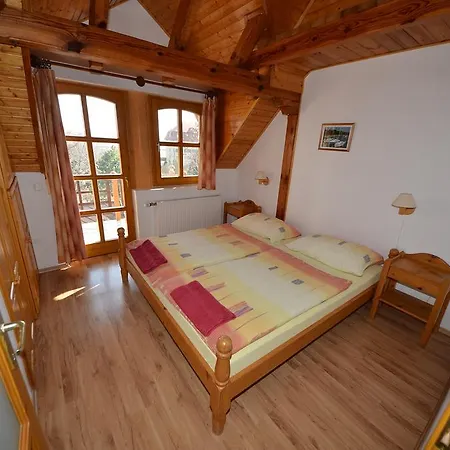 Pensjonat Castle House *